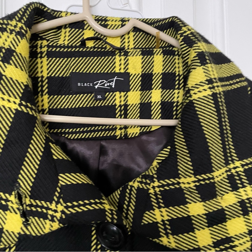 Black Rivet Women’s Cape Style Jacket - Picture 3 of 5